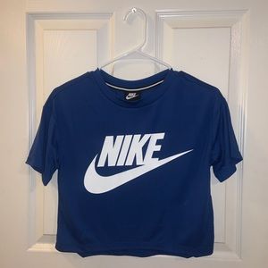 Women’s Nike Crop Top